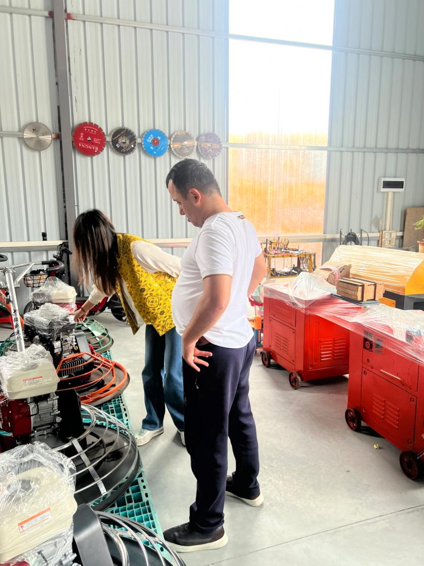 Globale kunder strømmer til Guangzhou Jointsen Trading CO., Ltd foran Canton Fair, og legger inn store bestillinger.